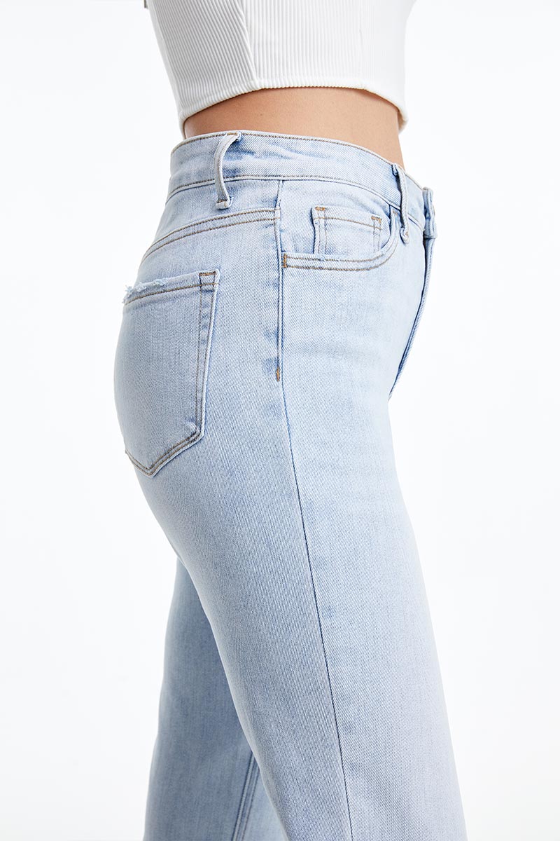 HIGH RISE STRAIGHT LEG JEANS BYT5145 LB