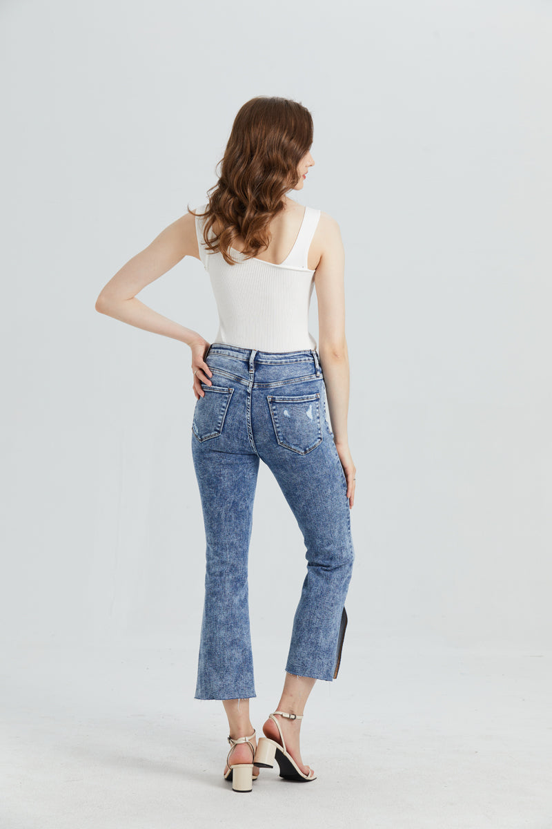 HIGH RISE FLARE JEANS BYF1031