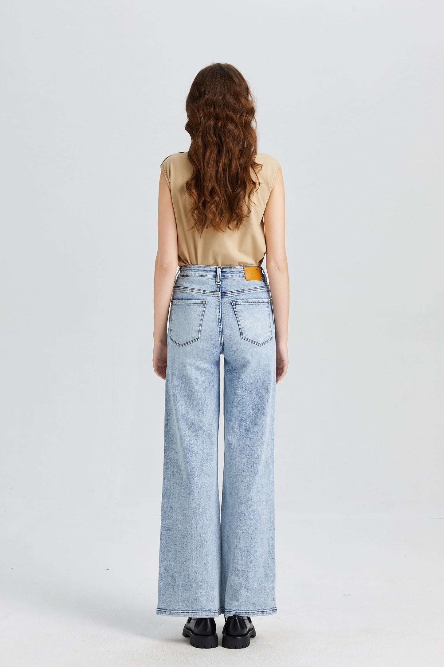 HIGH RISE WIDE LEG JEANS BYW8007