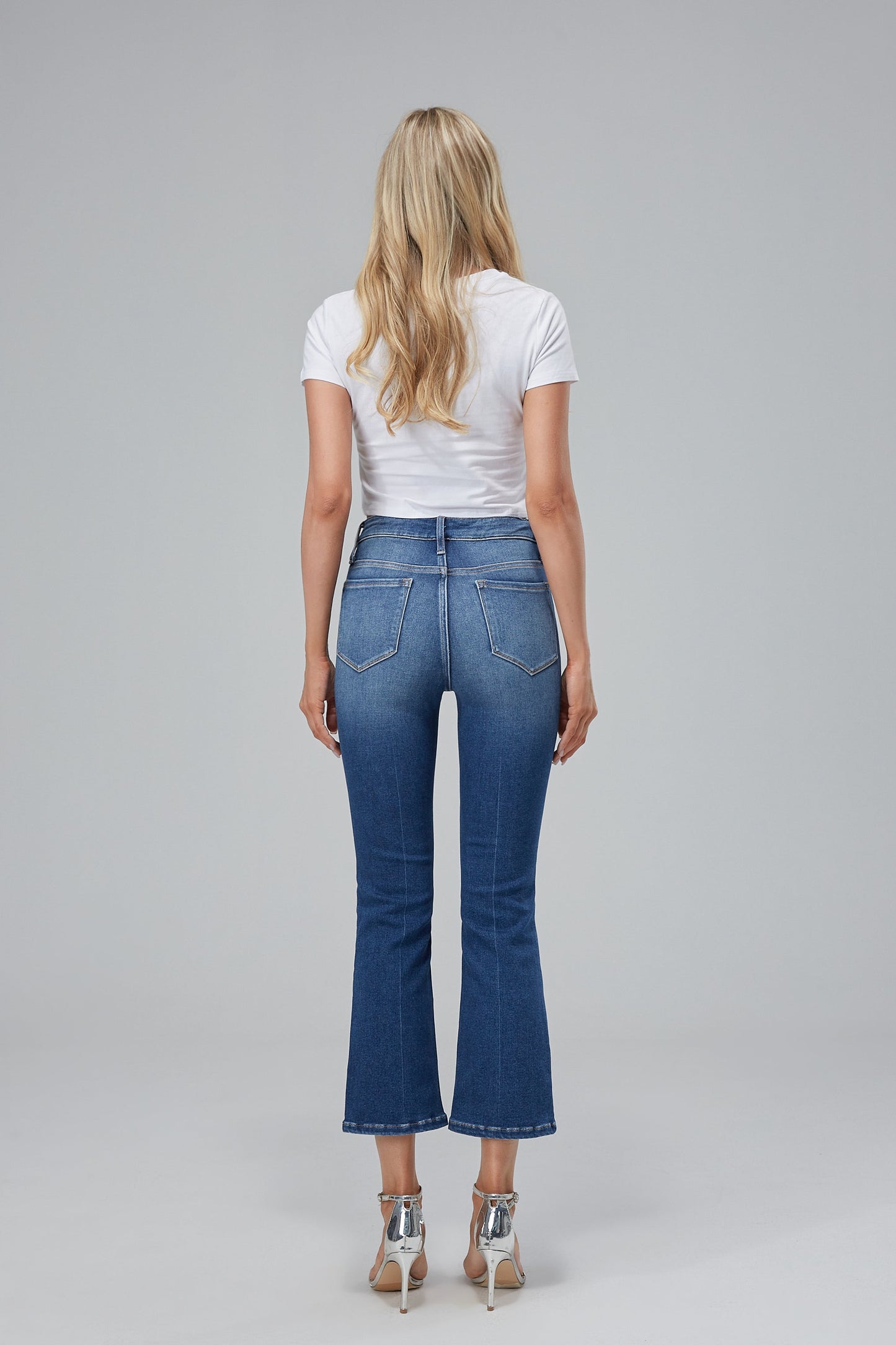 HIGH RISE FLARE JEANS BYF1029