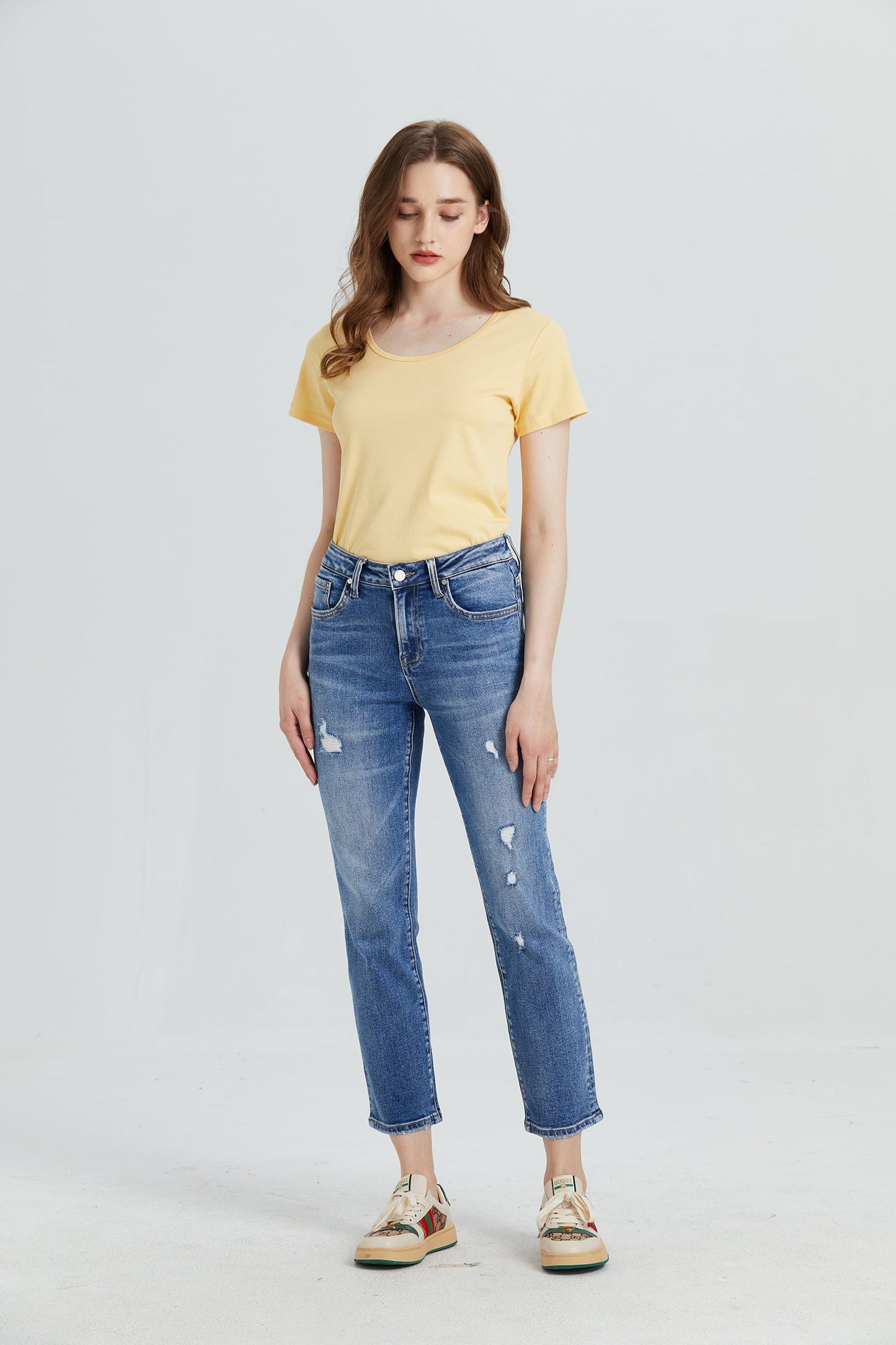 MID RISE STRAIGHT LEG JEANS BYT5013