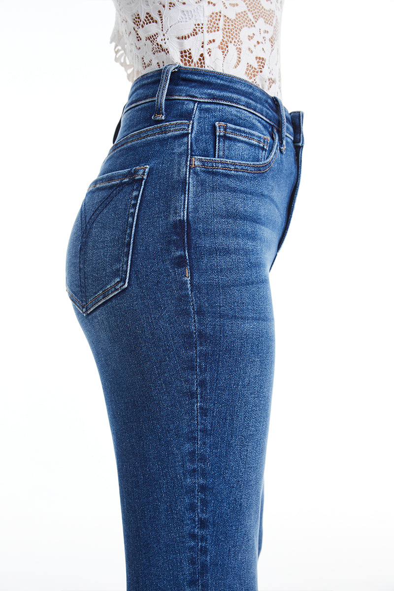 HIGH RISE FLARE JEANS WITH SLIT BYF1095 STARLIGHT