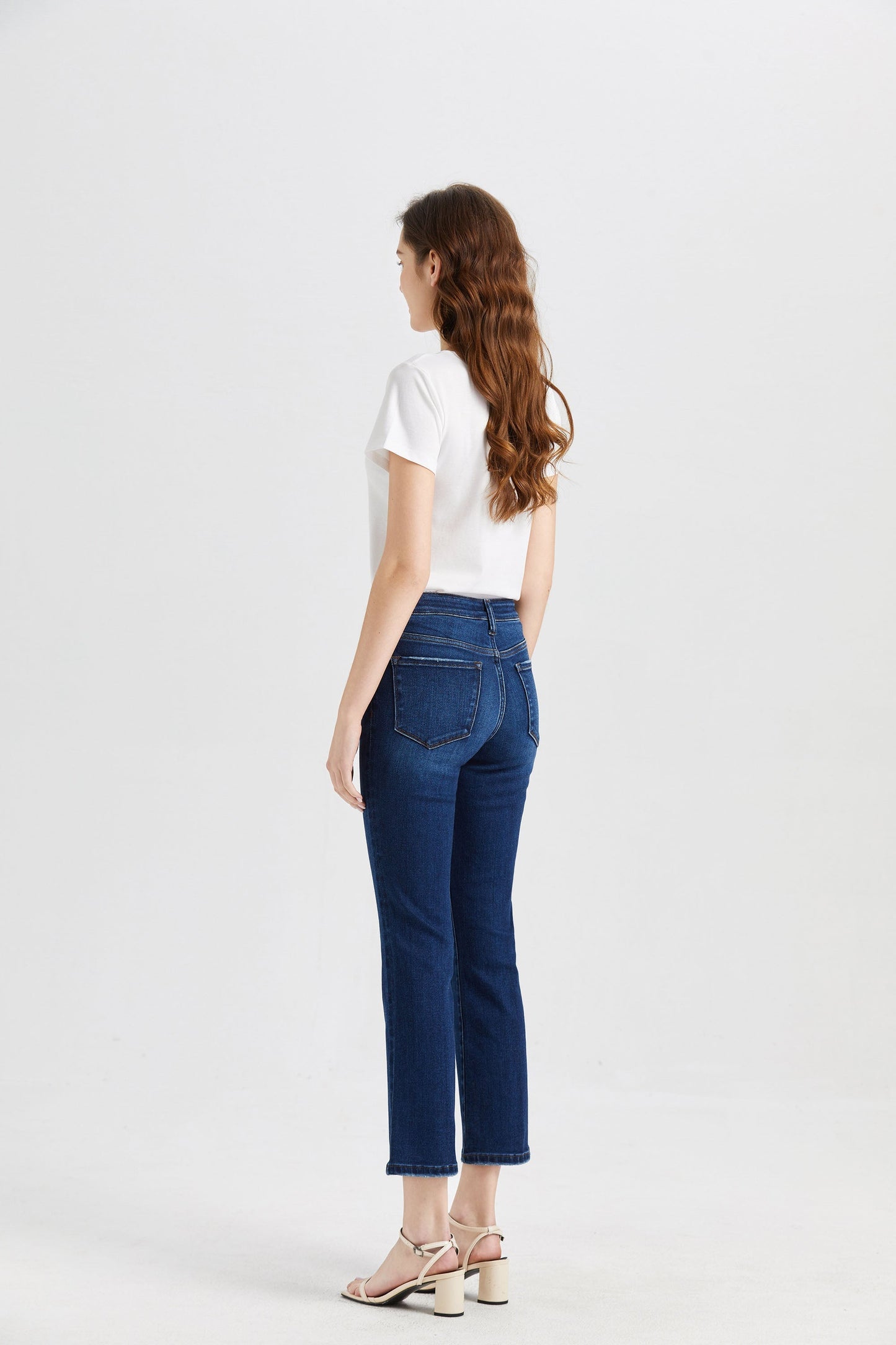 HIGH RISE FLARE JEANS BYF1068