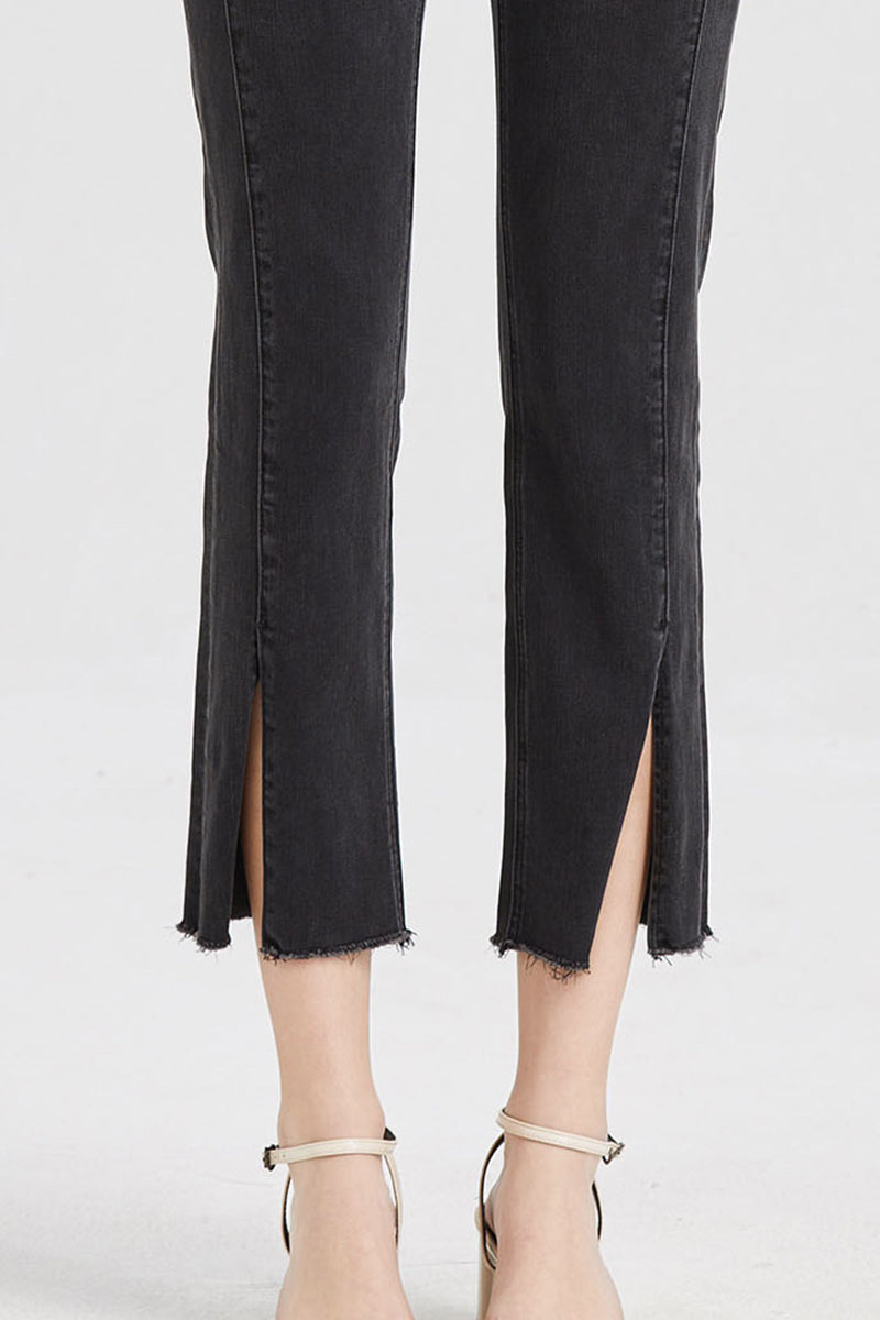 HIGH RISE STRAIGHT LEG JEANS BYT5111