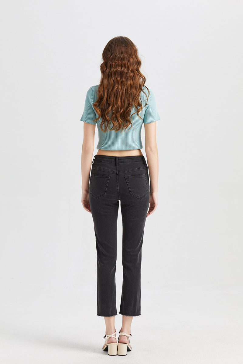 HIGH RISE STRAIGHT LEG JEANS BYT5111