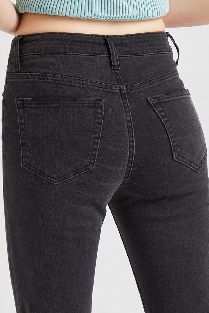 HIGH RISE STRAIGHT LEG JEANS BYT5111
