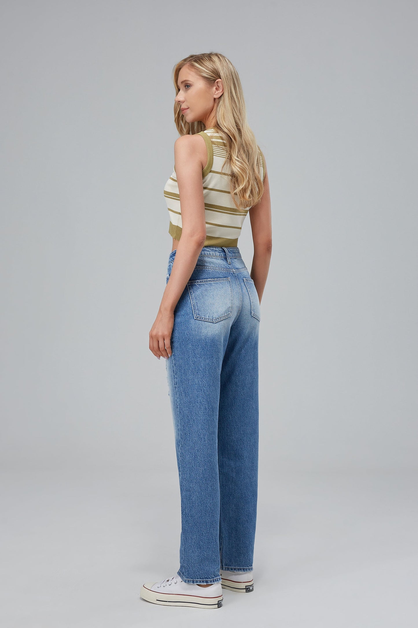 HIGH RISE STRAIGHT LEG JEANS BYT5018