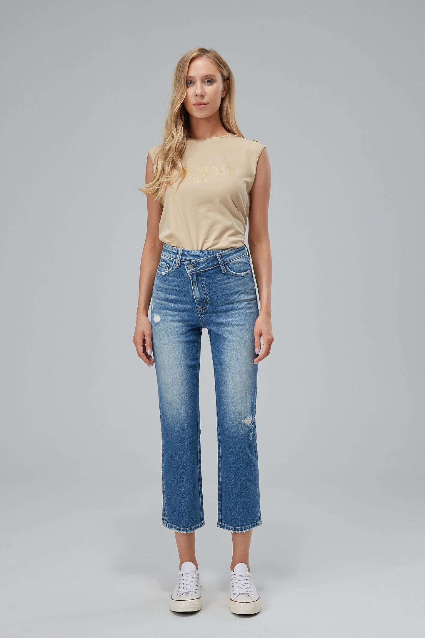 HIGH RISE STRAIGHT LEG JEANS BYT5011