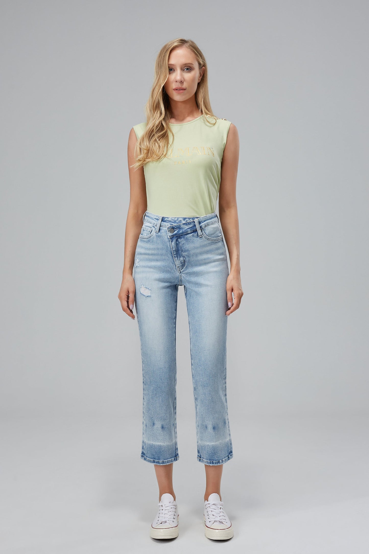 HIGH RISE STRAIGHT LEG JEANS BYT5012