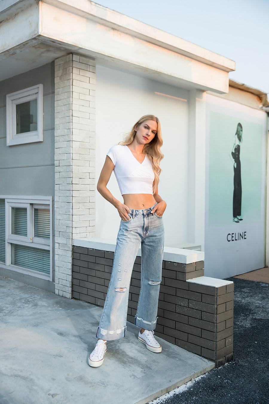 HIGH RISE STRAIGHT LEG JEANS BYT5010
